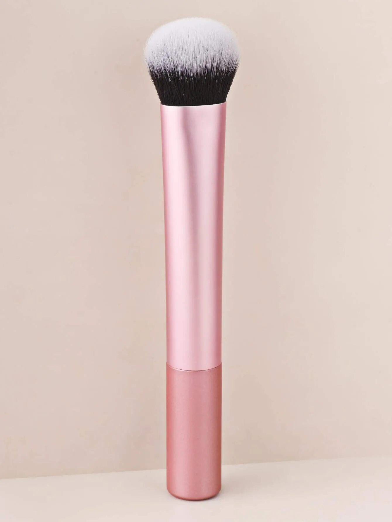1pc Foundation Brush Black Friday