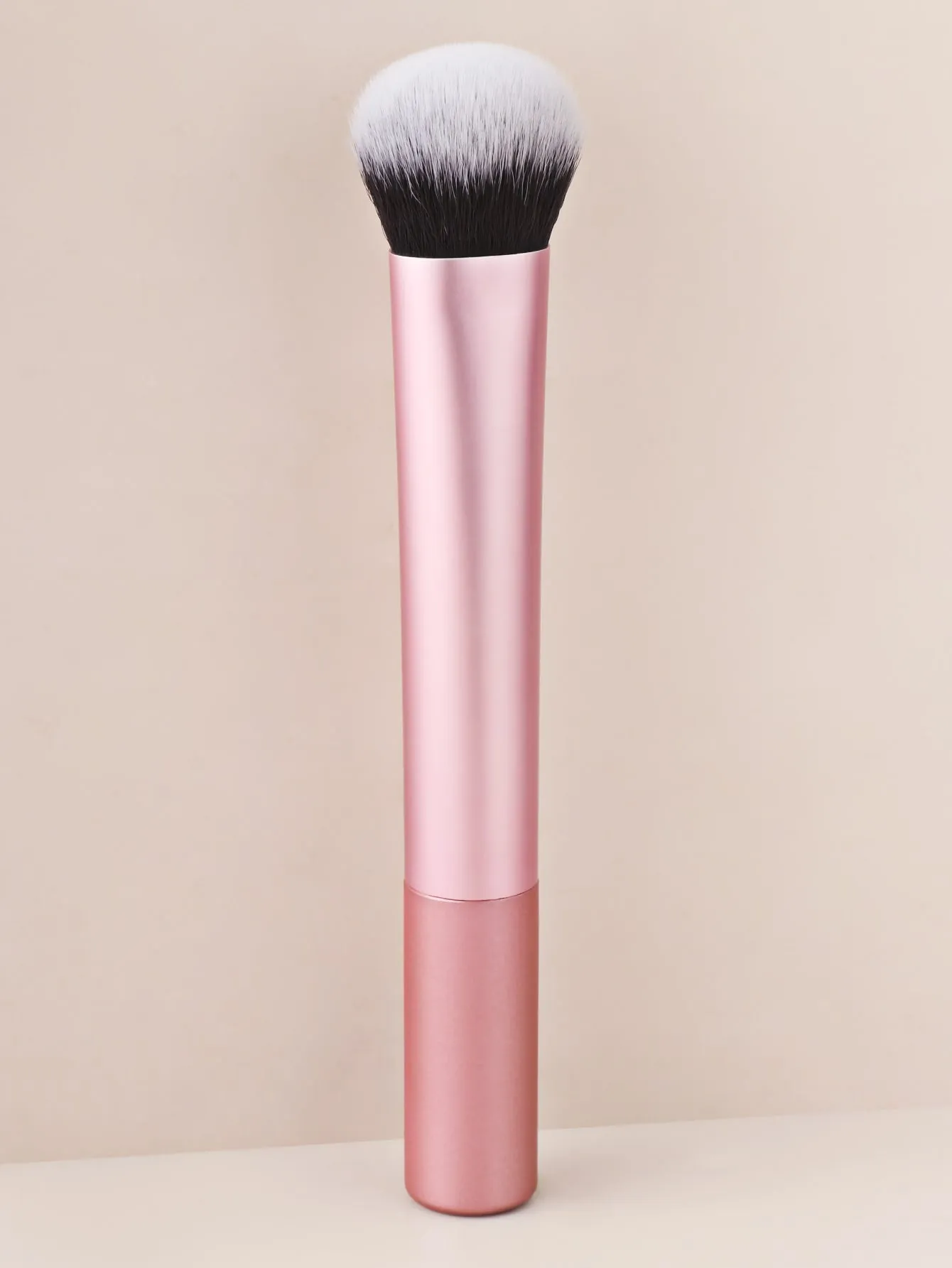 1pc Foundation Brush Black Friday