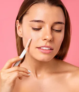 Lemon Lavender Fuzz Off Dermaplaner Facial Razors